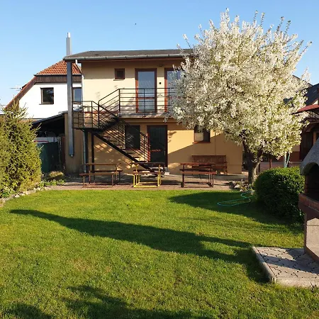 Forro Rybarska * Veľký Meder